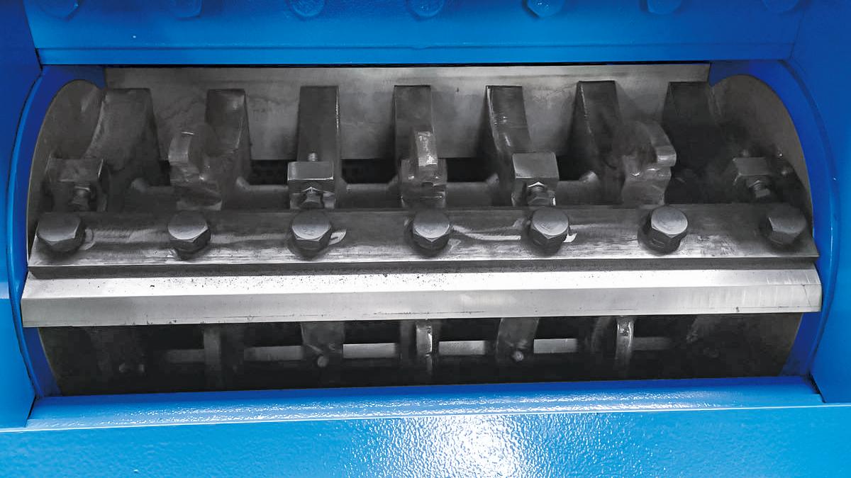 Cutter edge alloy